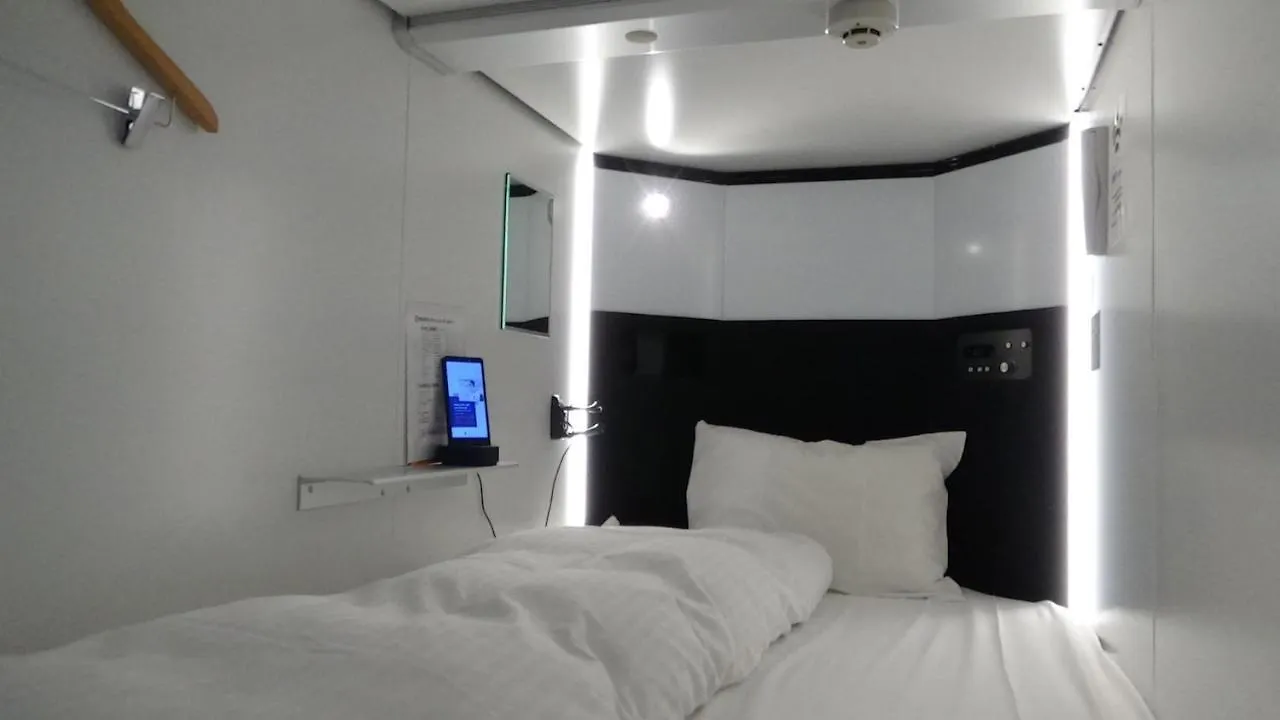 Hearts Capsule Hotel & Spa Hakata Fukuoka  Fukuoka (Fukuoka)